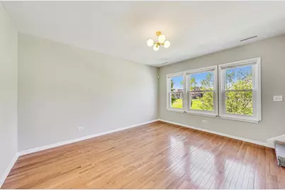3761 S Lake Park Avenue, Chicago, IL 60653 - Photo 4