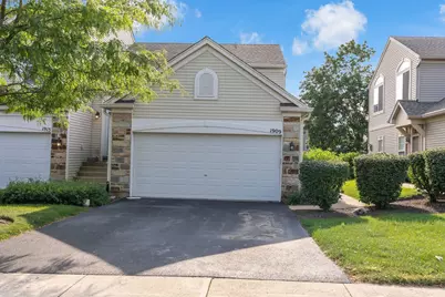 1909 Misty Ridge Lane #1909, Aurora, IL 60503 - Photo 2