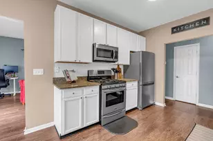 1909 Misty Ridge Ln, Aurora, IL 60503 - Photo 10