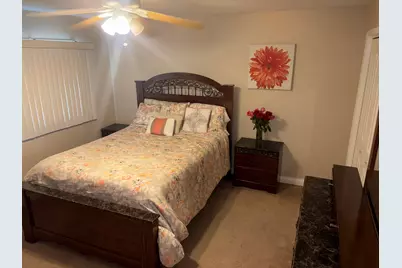 2716 Larkspur Lane, Hazel Crest, IL 60429 - Photo 8