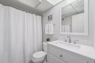 1400 N Yarmouth Pl, Mount Prospect, IL 60056 - Photo 18