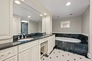 1161 Winwood Dr, Lake Forest, IL 60045 - Photo 30