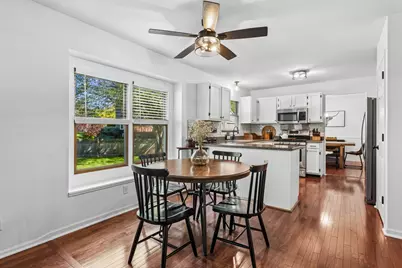 1611 Beels Court, Batavia, IL 60510 - Photo 4
