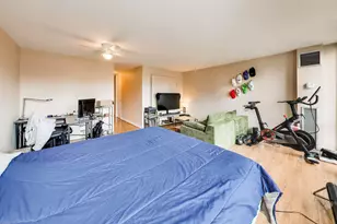 1 E Scott St, Chicago, IL 60610 - Photo 8