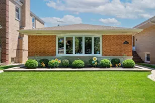 6335 N Karlov Ave, Chicago, IL 60646 - Photo 2