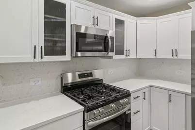 947 E 169th Street, South Holland, IL 60473 - Photo 10
