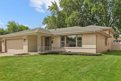 947 E 169th Street, South Holland, IL 60473 - Photo 1