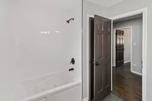 947 E 169th St, South Holland, IL 60473 - Photo 20