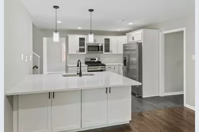 947 E 169th Street, South Holland, IL 60473 - Photo 6
