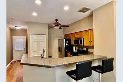 2927 Stonewater Drive #2927, Naperville, IL 60564 - Photo 4