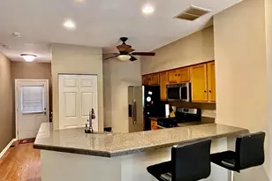 2927 Stonewater Dr, Naperville, IL 60564 - Photo 4