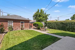 1542 S 60th Ct, Cicero, IL 60804 - Photo 18
