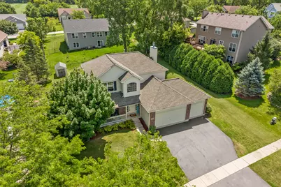 11204 Thrush Creek Drive, Richmond, IL 60071 - Photo 2