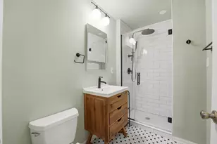 1030 W Byron St, Chicago, IL 60613 - Photo 20