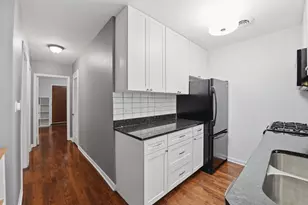 1030 W Byron St, Chicago, IL 60613 - Photo 10