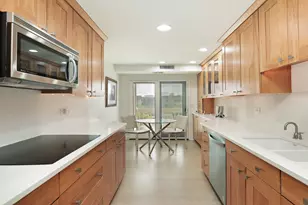 1280 Rudolph Rd, Northbrook, IL 60062 - Photo 8