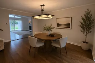 611 E Davis St, Arlington Heights, IL 60005 - Photo 2