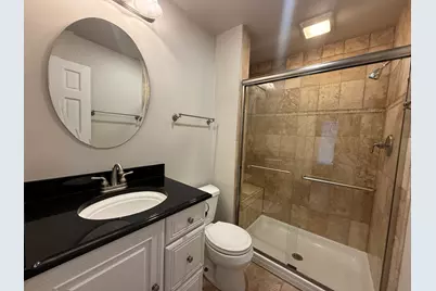 611 E Davis Street, Arlington Heights, IL 60005 - Photo 8