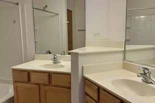1428 Reserve Ln, Dekalb, IL 60115 - Photo 8