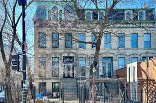 238 S Ashland Ave, Chicago, IL 60607 - Photo 2
