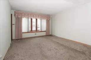 3705 Sarah St, Franklin Park, IL 60131 - Photo 4
