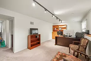 1970 Nottingham Ln, Wheaton, IL 60189 - Photo 16