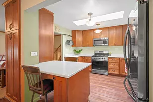 1970 Nottingham Ln, Wheaton, IL 60189 - Photo 8