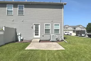 2090 Summerfield Ln, Bourbonnais, IL 60914 - Photo 22