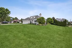 8300 Chelsea Ln, Willow Springs, IL 60480 - Photo 2