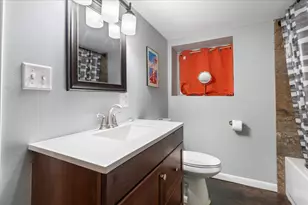 4131 W Nelson St, Chicago, IL 60641 - Photo 16