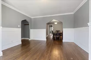 4131 W Nelson St, Chicago, IL 60641 - Photo 4