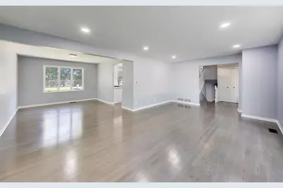 16W250 93rd Place, Burr Ridge, IL 60527 - Photo 2
