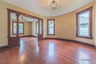 1307 E Cass St, Joliet, IL 60432 - Photo 8