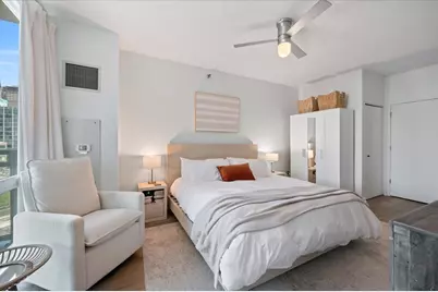 757 N Orleans Street #908, Chicago, IL 60654 - Photo 10