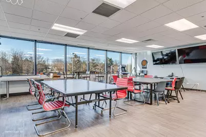 650 E Algonquin Road, Schaumburg, IL 60173 - Photo 8