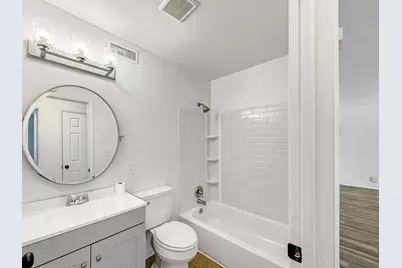 1342 S 14th Street #B2, Saint Charles, IL 60174 - Photo 16