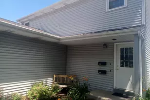 855857 Rhodes St, Woodstock, IL 60098 - Photo 2
