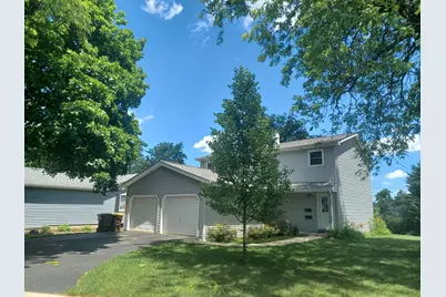 855-857 Rhodes Street, Woodstock, IL 60098 - Photo 4