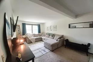 855857 Rhodes St, Woodstock, IL 60098 - Photo 6