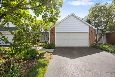 137 Welwyn Street, Lake Bluff, IL 60044 - Photo 4