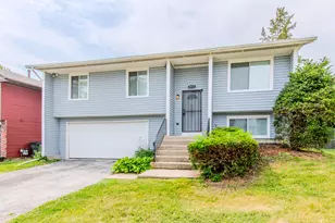 3553 Marseilles Ln, Hazel Crest, IL 60429 - Photo 1