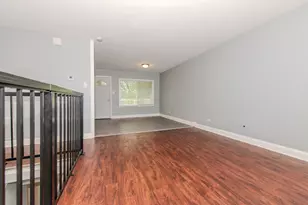 3553 Marseilles Ln, Hazel Crest, IL 60429 - Photo 6