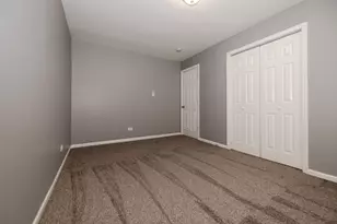 3553 Marseilles Ln, Hazel Crest, IL 60429 - Photo 14