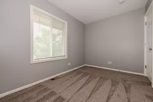3553 Marseilles Ln, Hazel Crest, IL 60429 - Photo 20