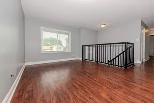 3553 Marseilles Ln, Hazel Crest, IL 60429 - Photo 4