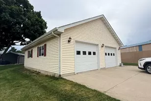 12 W Park Ave, Cherry, IL 61317 - Photo 8