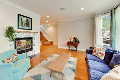 5404 W Leland Avenue, Chicago, IL 60630 - Photo 4