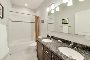 5404 W Leland Ave, Chicago, IL 60630 - Photo 32