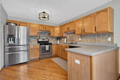 10205 Sharon Lane, Hebron, IL 60034 - Photo 6