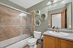 10205 Sharon Ln, Hebron, IL 60034 - Photo 16